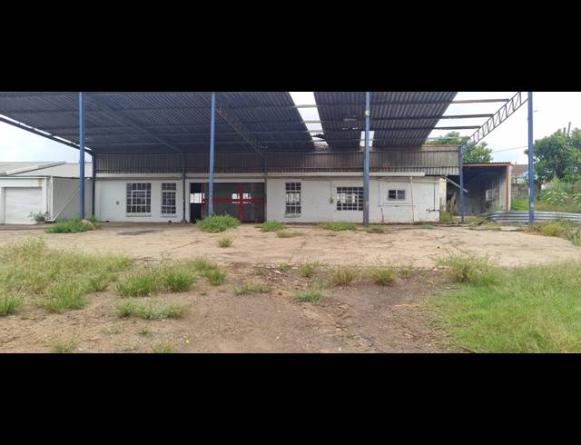 M² WORKSHOP FOR SALE IN ESHOWE